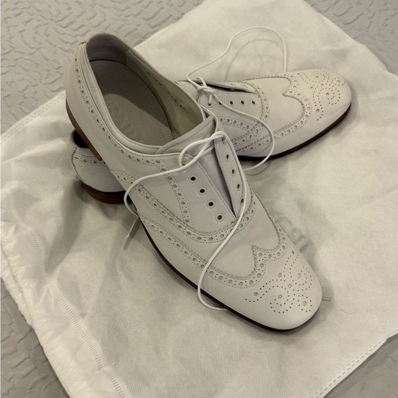 Prada Classic White Brogue Men's Shoes - Picture 1 of 6